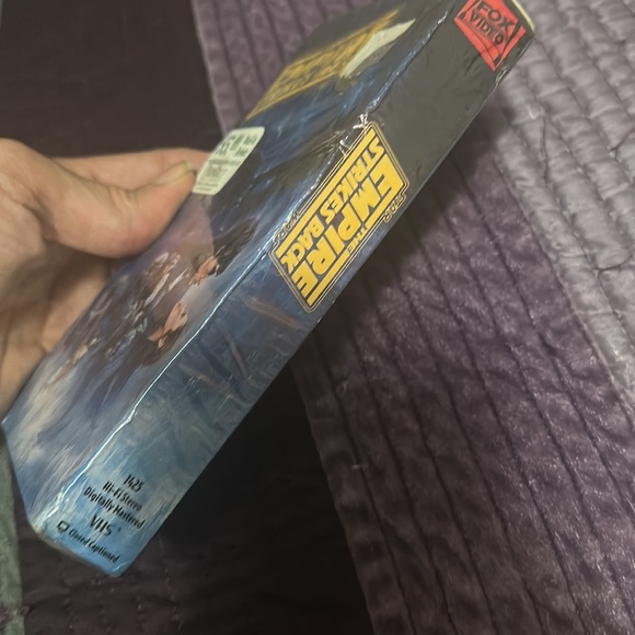 New sealed Empire Strikes Back VHS - Picture 2 of 2